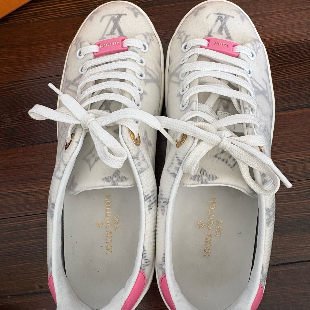 Louis Vuitton White and Pink Monogram Sneakers - Picture 2 of 8